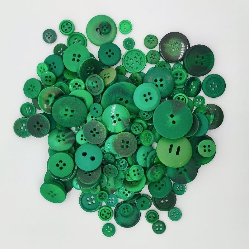3028  New creative DIY color resin buckle children handmade button painting material package button flower decorative small buckle