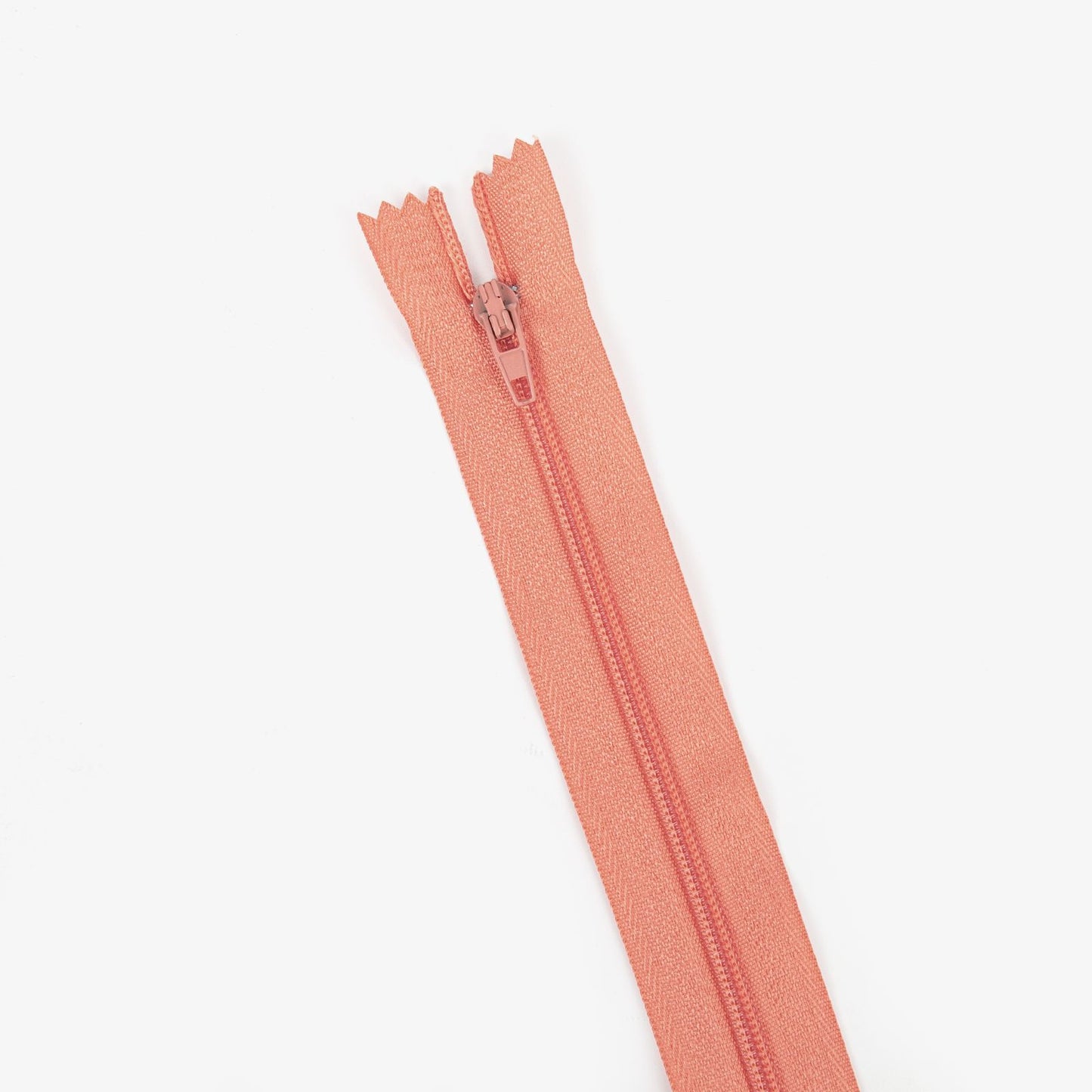 3069 Zipper No. 3 nylon core zipper pants pocket access control placket wholesale Guangdong Guangzhou delivery 18 cm 7 inches