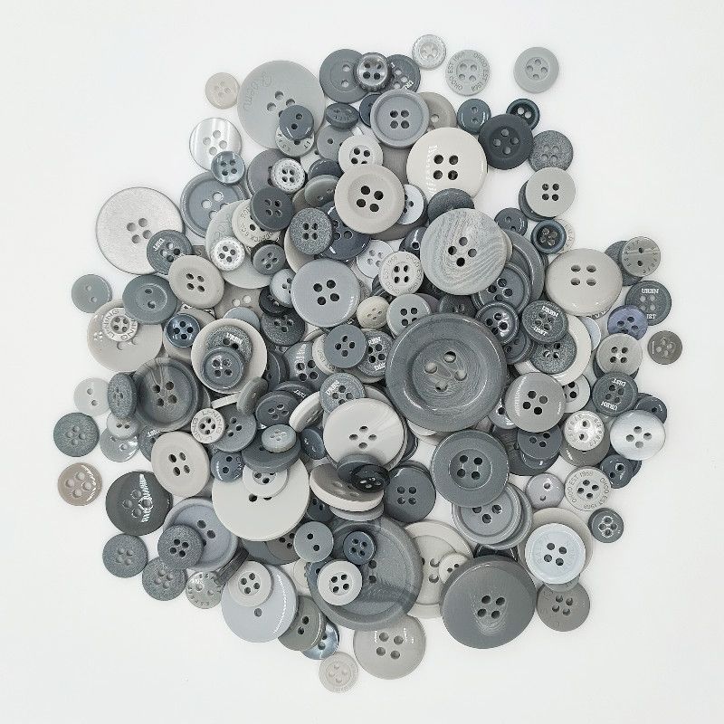 3028  New creative DIY color resin buckle children handmade button painting material package button flower decorative small buckle