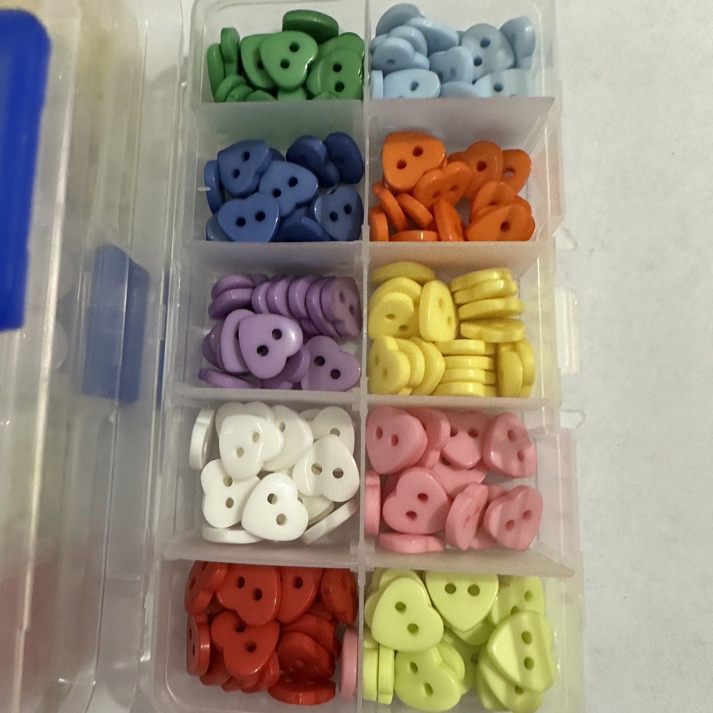 3030 Camisa versátil para niños con botones pequeños, una caja de 10 estilos es súper rentable.