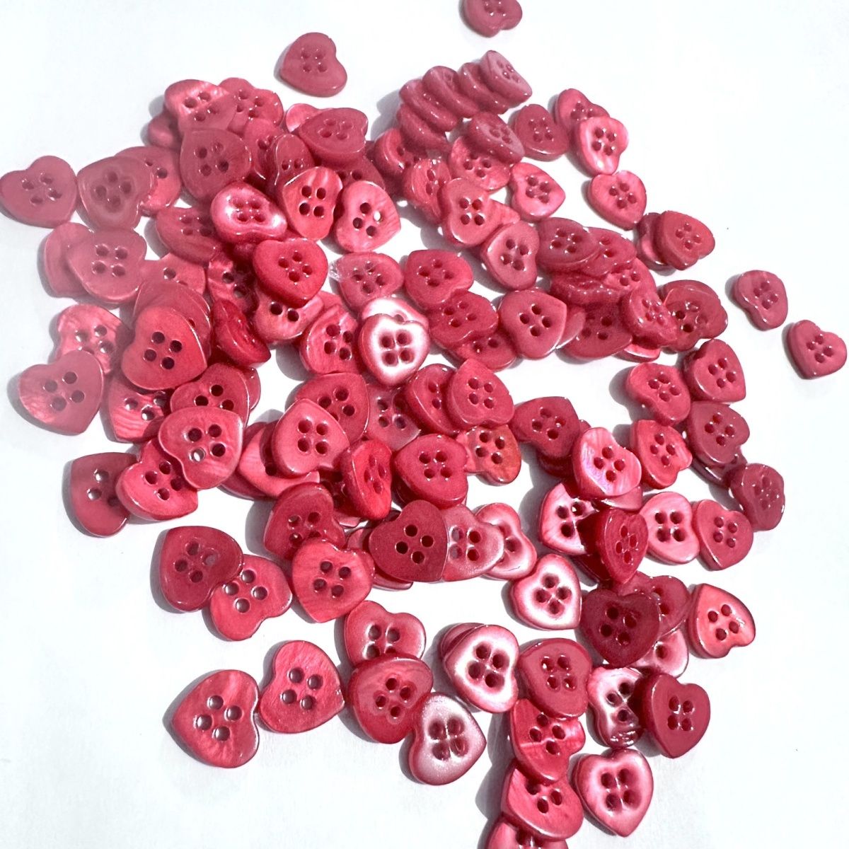 3012  Shell buttons, shell dyed buttons, shell spray paint dyed buttons, shell buttons