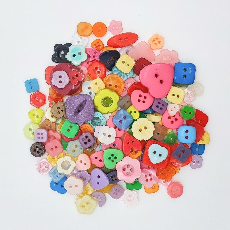 3028  New creative DIY color resin buckle children handmade button painting material package button flower decorative small buckle