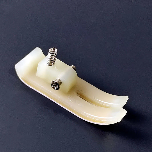 1311★  MT-18 plastic presser foot leather, Zhizu Xinjie scalper brand Guangtang presser foot sole plate, Oxford presser foot leather