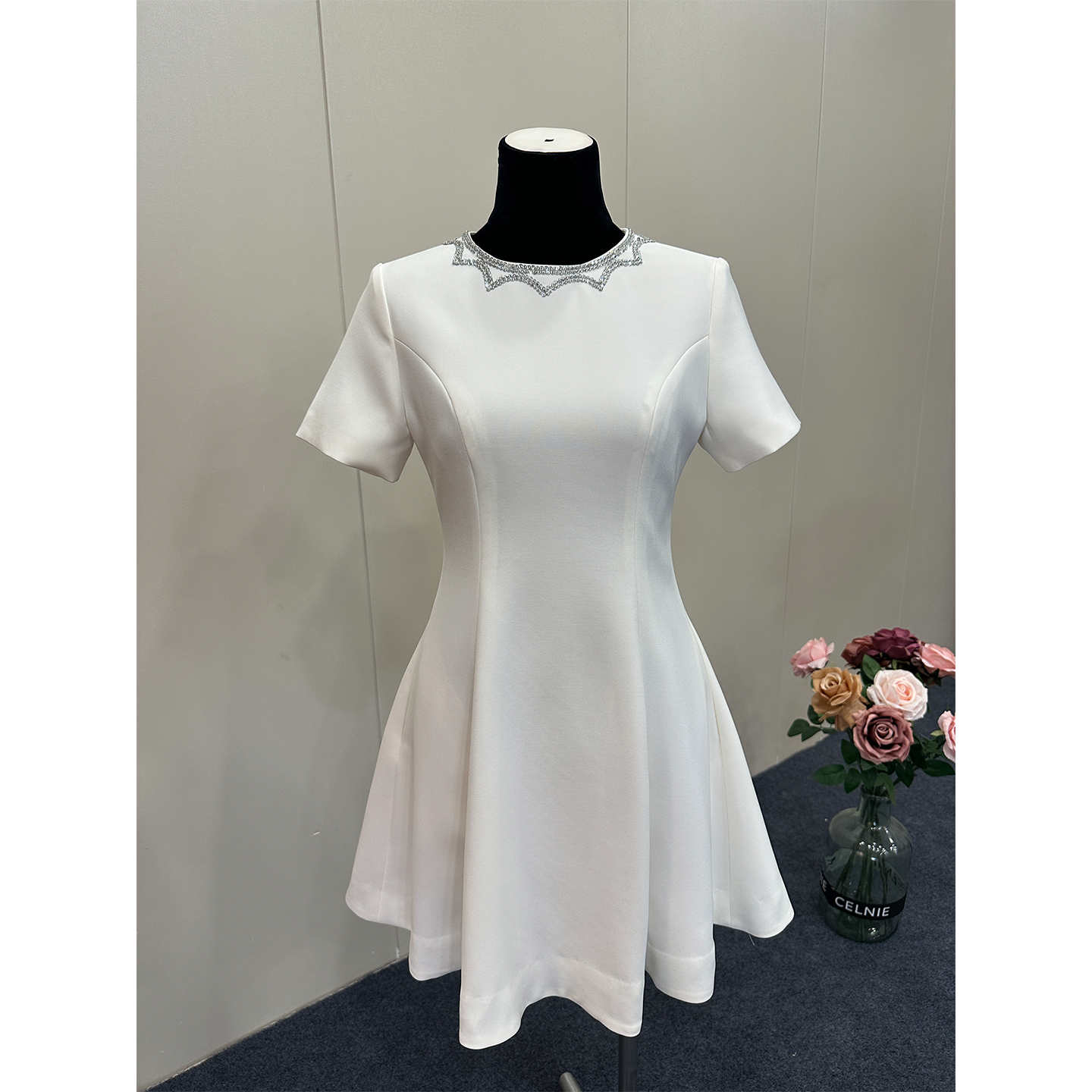 8023★ 25 Summer French high-end neckline handmade sequin design high waist thin short-sleeved dress women