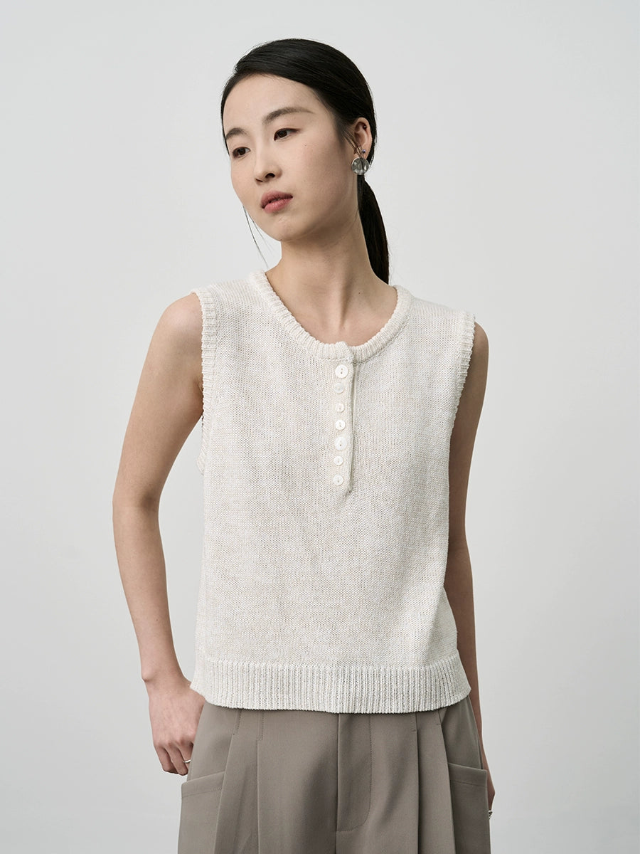 Camiseta sin mangas con hombros descubiertos de tencel blanco de CAREMIND, diseño de botones irregulares para mujer, top corto