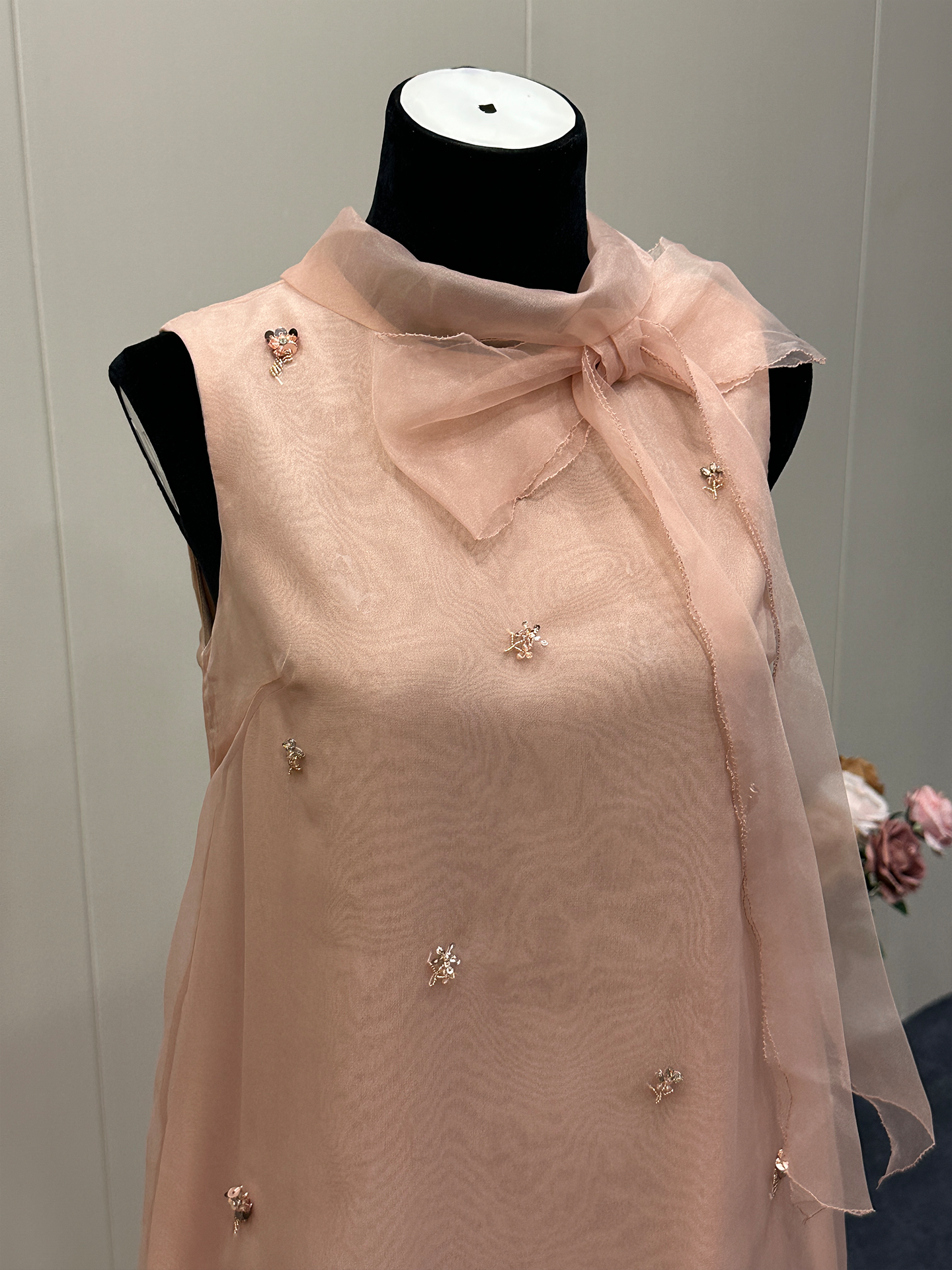 8015★ New French romantic atmosphere Eugen yarn handmade beaded light pink white dress women
