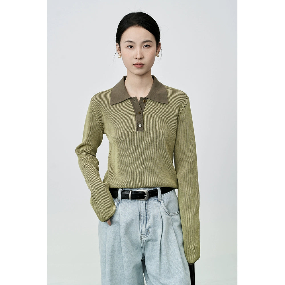 CAREMIND Pull polo court en maille française Haute avec revers contrastant sur le devant et sur les épaules