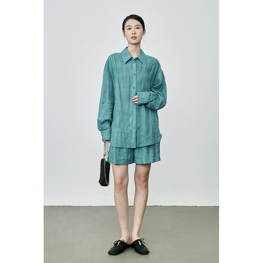 Conjunto de dos piezas de camisa y pantalones cortos teñidos a mano de Tencel de alta calidad con diseño de viento otoñal de CAREMIND