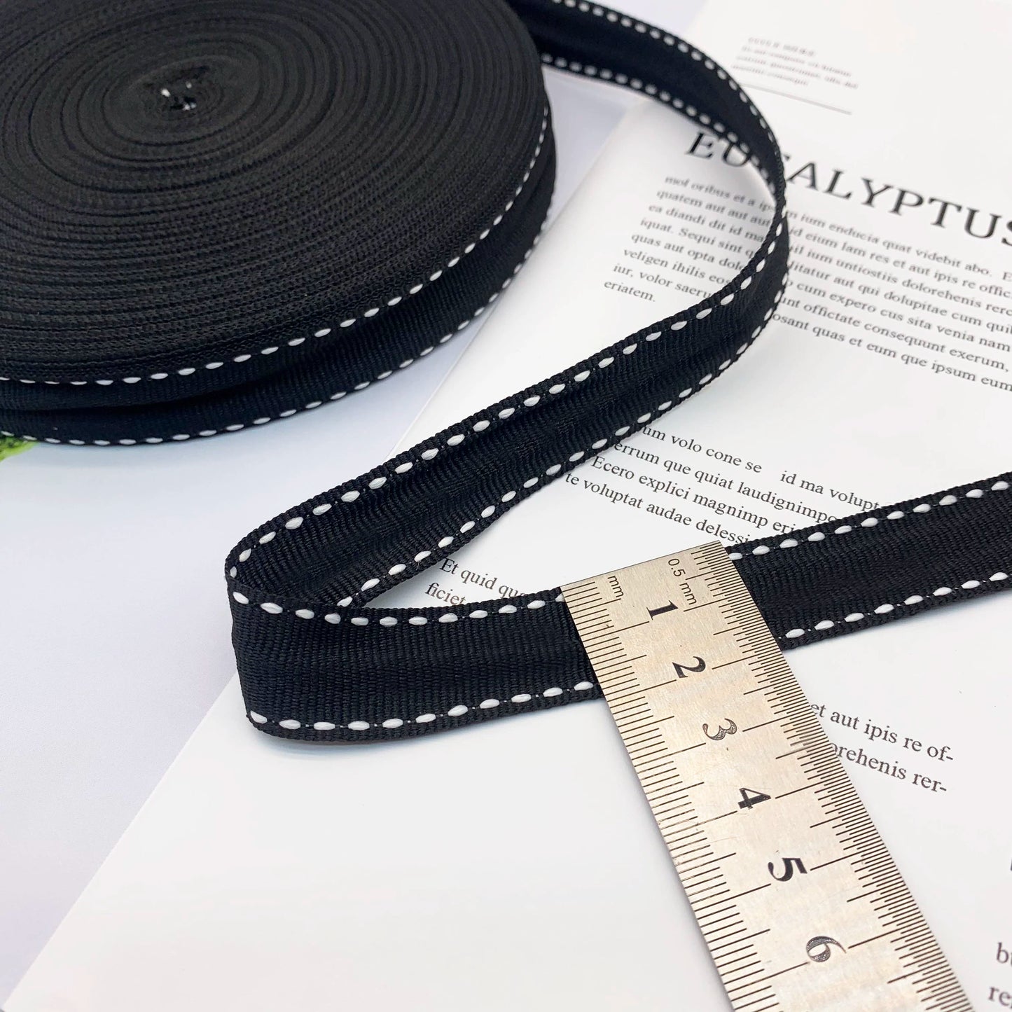 3862 Punto 0,7 cm-4 cm, cinta jacquard negra, cinta de punto de salto blanca, ribete en el borde del pantalón, tira lateral, accesorios de ropa