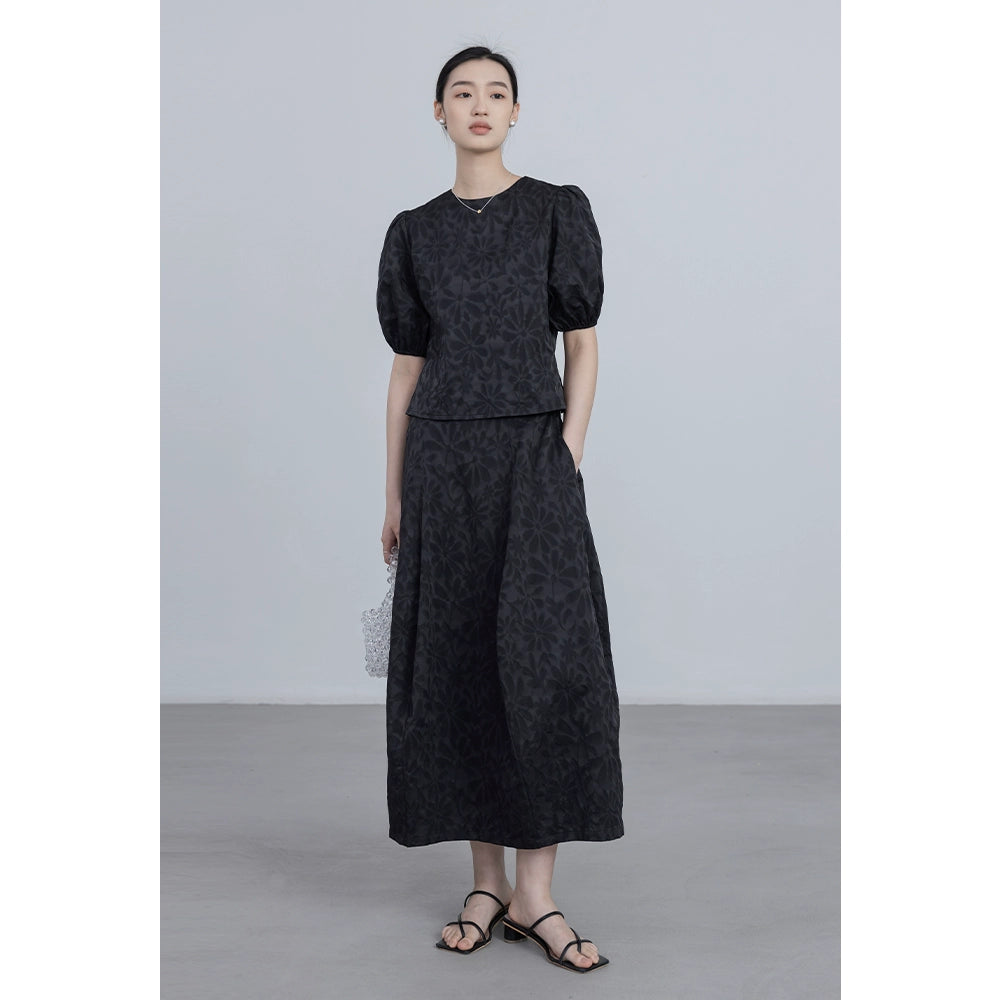 【期間限定オファー】クルーネック半袖Tシャツ+ハイウエストスカートツーピースセット 立体感ジャカードセット★