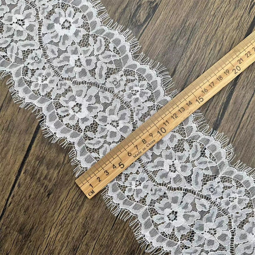 3771 Precio de tres metros, exquisita tela de encaje de pestañas con borde de barba de exportación, tela decorativa para empalme de velo de ropa DIY