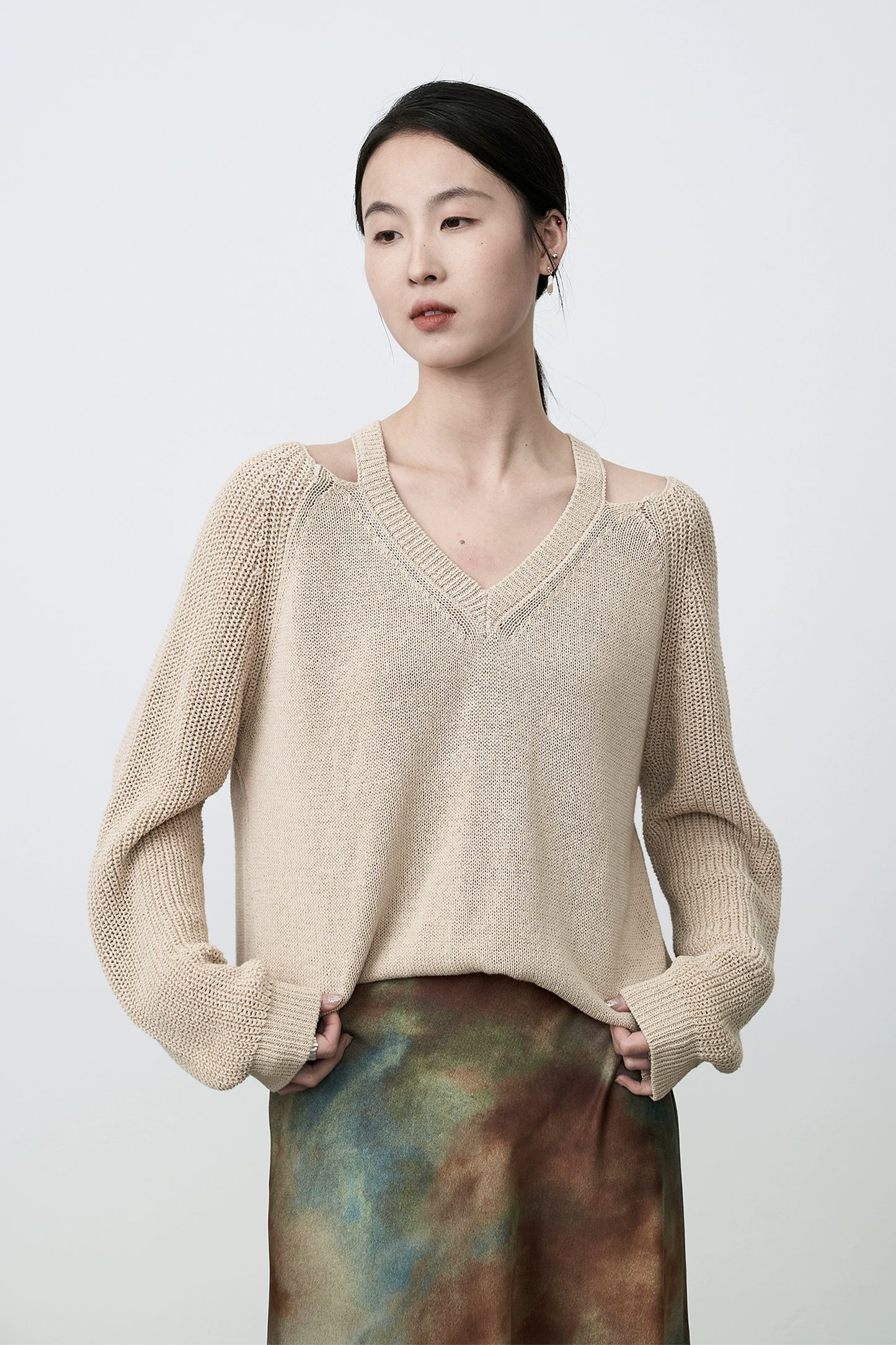 Suéter de punto con temperamento de clavícula y hombros ajustados de CAREMIND, top relajado y holgado para principios de primavera