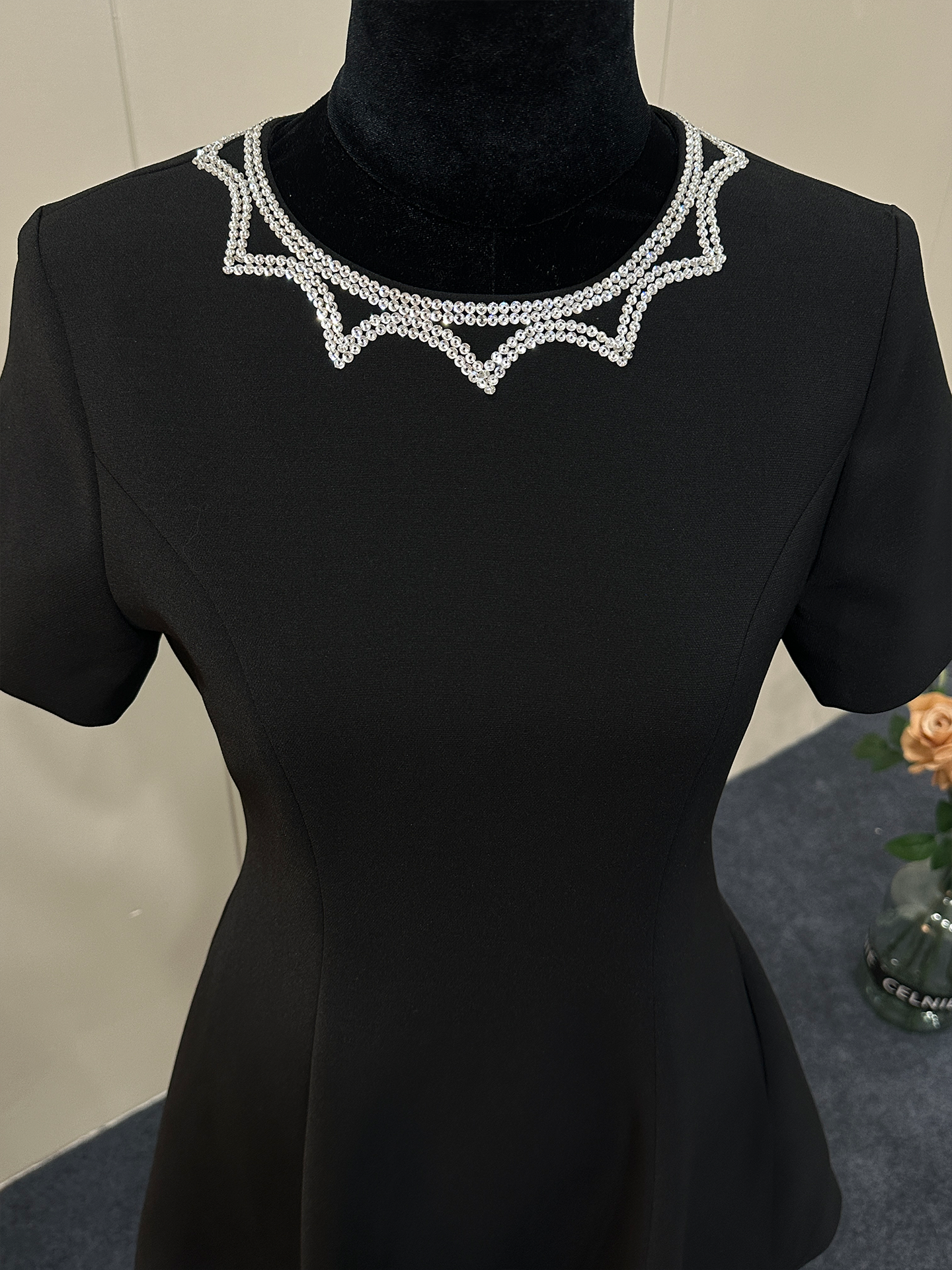 8023★ 25 Summer French high-end neckline handmade sequin design high waist thin short-sleeved dress women