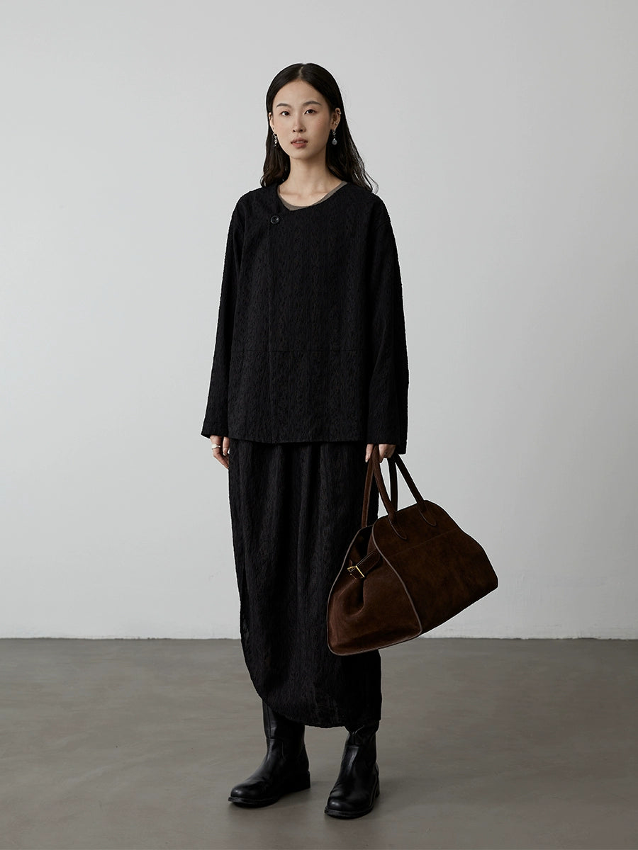 Nueva camisa de manga larga con textura negra china de CAREMIND Otoño 2024 Nueva chaqueta de cuello redondo de nicho