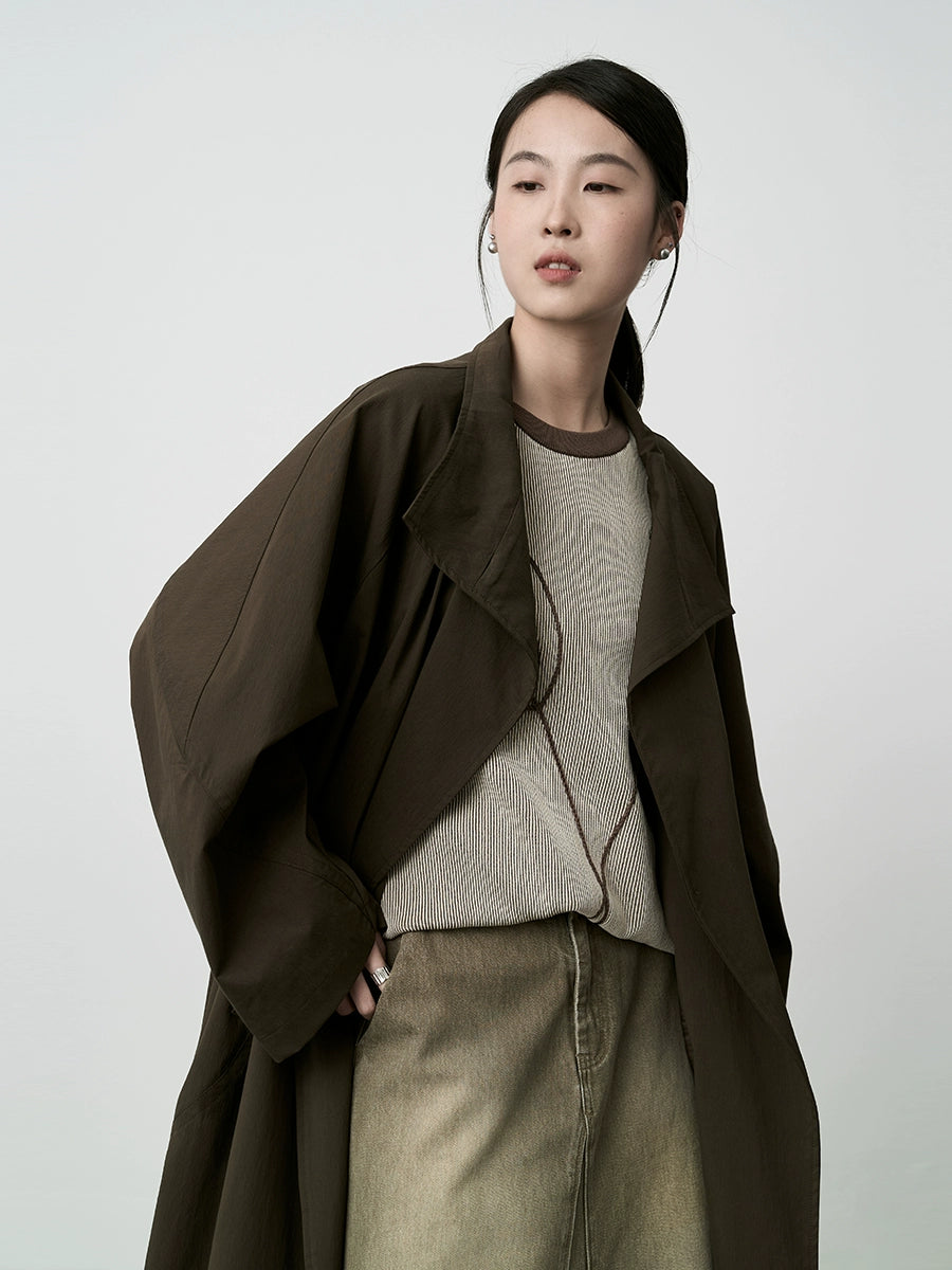 CAREMIND Elegante blusa de manga corta con bordado de tulipanes para mujer, de rayas blancas y negras en color contrastante, sencilla y de manga media