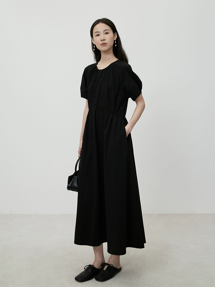 CAREMIND Elegante vestido negro pequeño estilo Hepburn para niños, cuello redondo, plisado, ajustado, manga corta