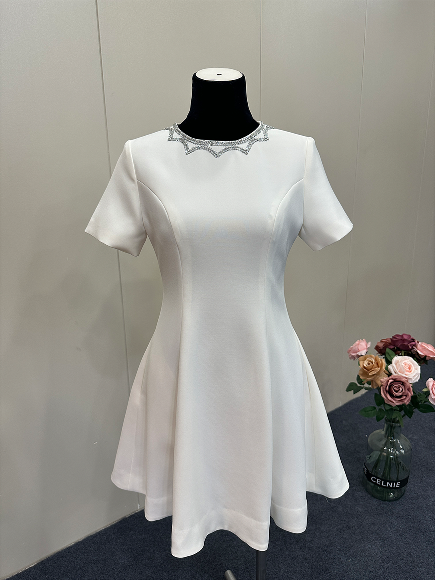 8023★ 25 Summer French high-end neckline handmade sequin design high waist thin short-sleeved dress women