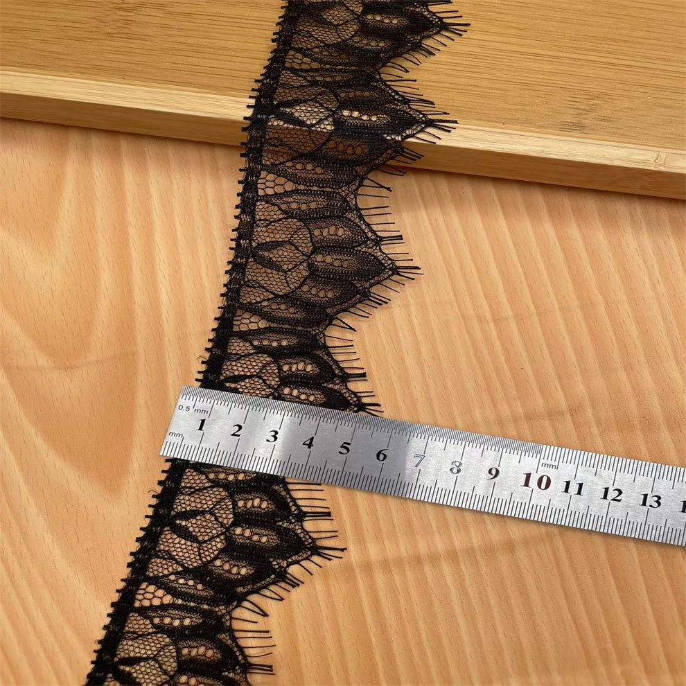 3752 Pestañas blancas y negras de 3 metros de largo, tela de encaje fino, accesorios de encaje decorativos para ropa hechos a mano.