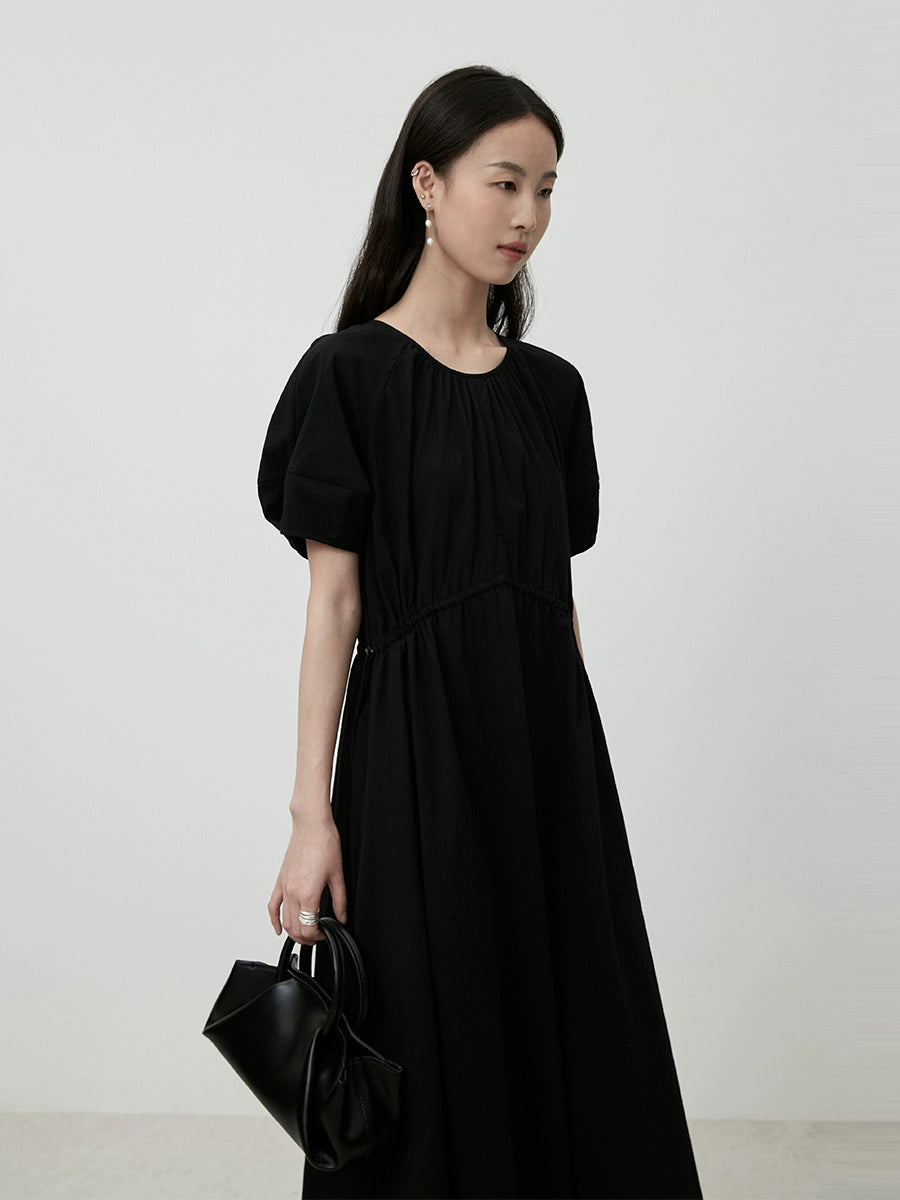 CAREMIND Elegante vestido negro pequeño estilo Hepburn para niños, cuello redondo, plisado, ajustado, manga corta