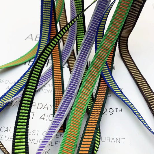 3851 Cinta de jacquard de color personalizable de 1 cm, tira lateral para accesorios, tira de ribete para ropa, tira decorativa para textiles del hogar, tira con cuentas