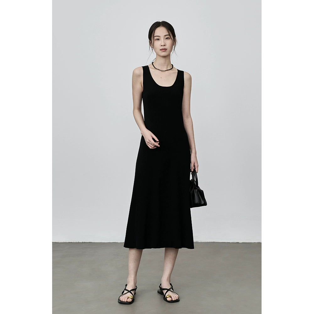 Vestido tipo chaleco sin mangas con escote en U negro de CAREMIND Vestido de tencel con parte inferior entallada y caída mediana