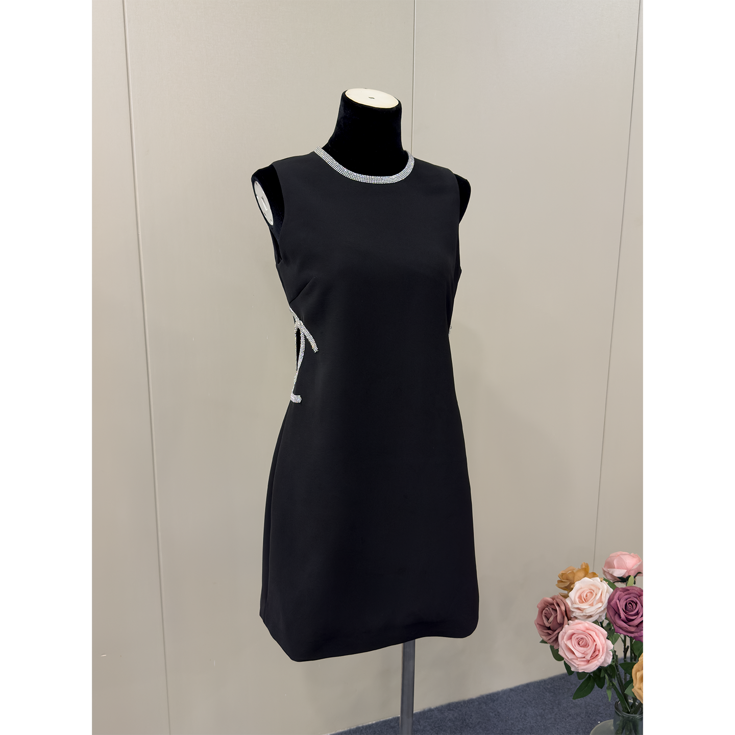 8024★ Qianjin Xiaoxiangfeng dress heavy industry bead collar waist temperament dress sleeveless vest skirt women