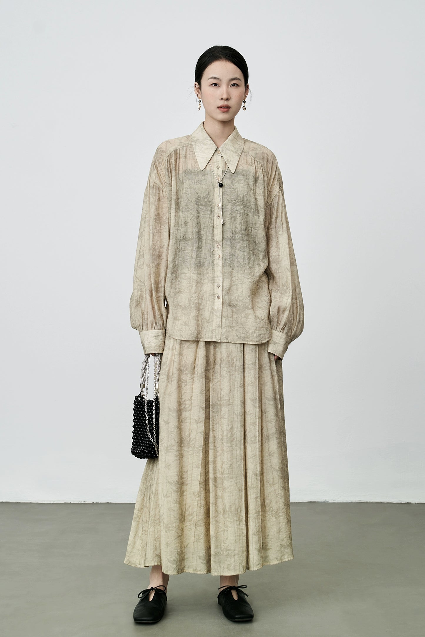 Conjunto chino nuevo CAREMIND 2024, conjunto de dos piezas con camisa y falda plisada con estampado de bambú retro