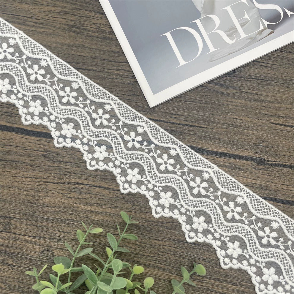 3818 Ropa popular Hilo de malla suave Accesorios hechos a mano Materiales de costura Oferta especial Encaje encaje tela de algodón puro bordado por computadora