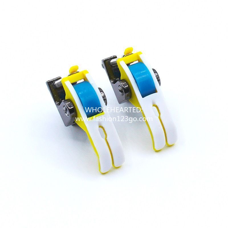 1092★ New Teflon wear-resistant roller presser foot plastic special narrow flat car thick universal sewing machine cloth wheel