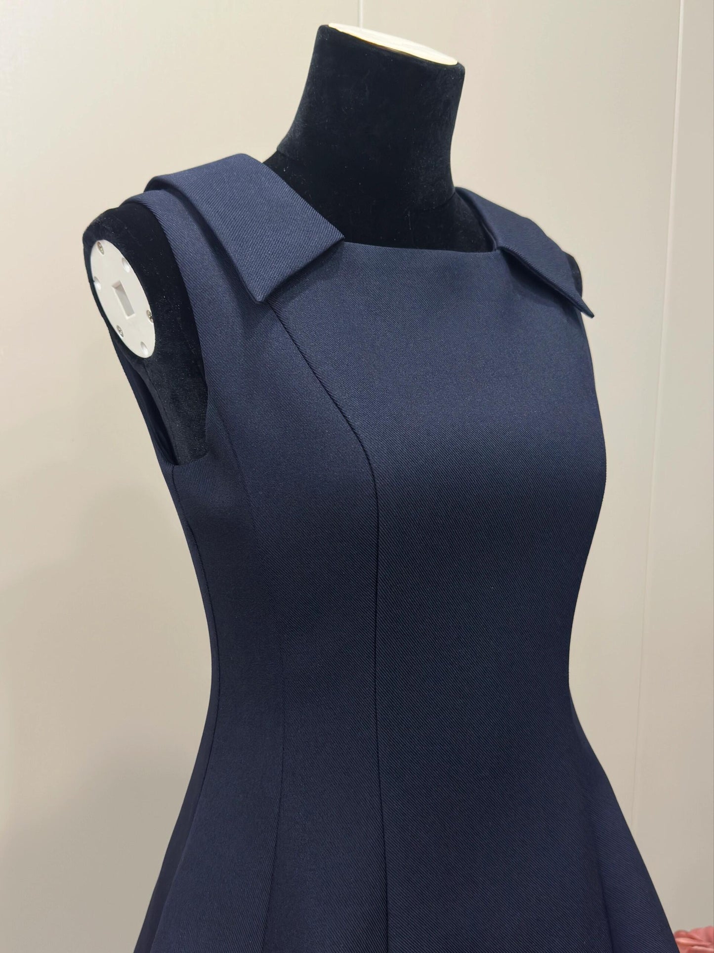 8030★ Qianjin Wind MIU Department High-end navy blue mesh stitching sleeveless dress puffy skirt women's summer