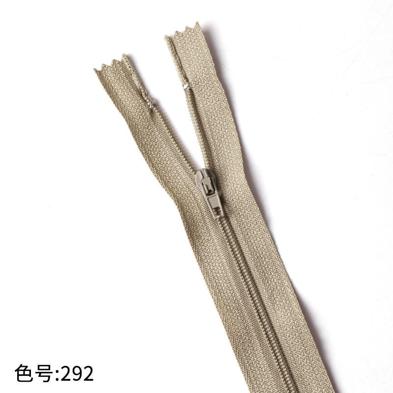 3069 Zipper No. 3 nylon core zipper pants pocket access control placket wholesale Guangdong Guangzhou delivery 18 cm 7 inches