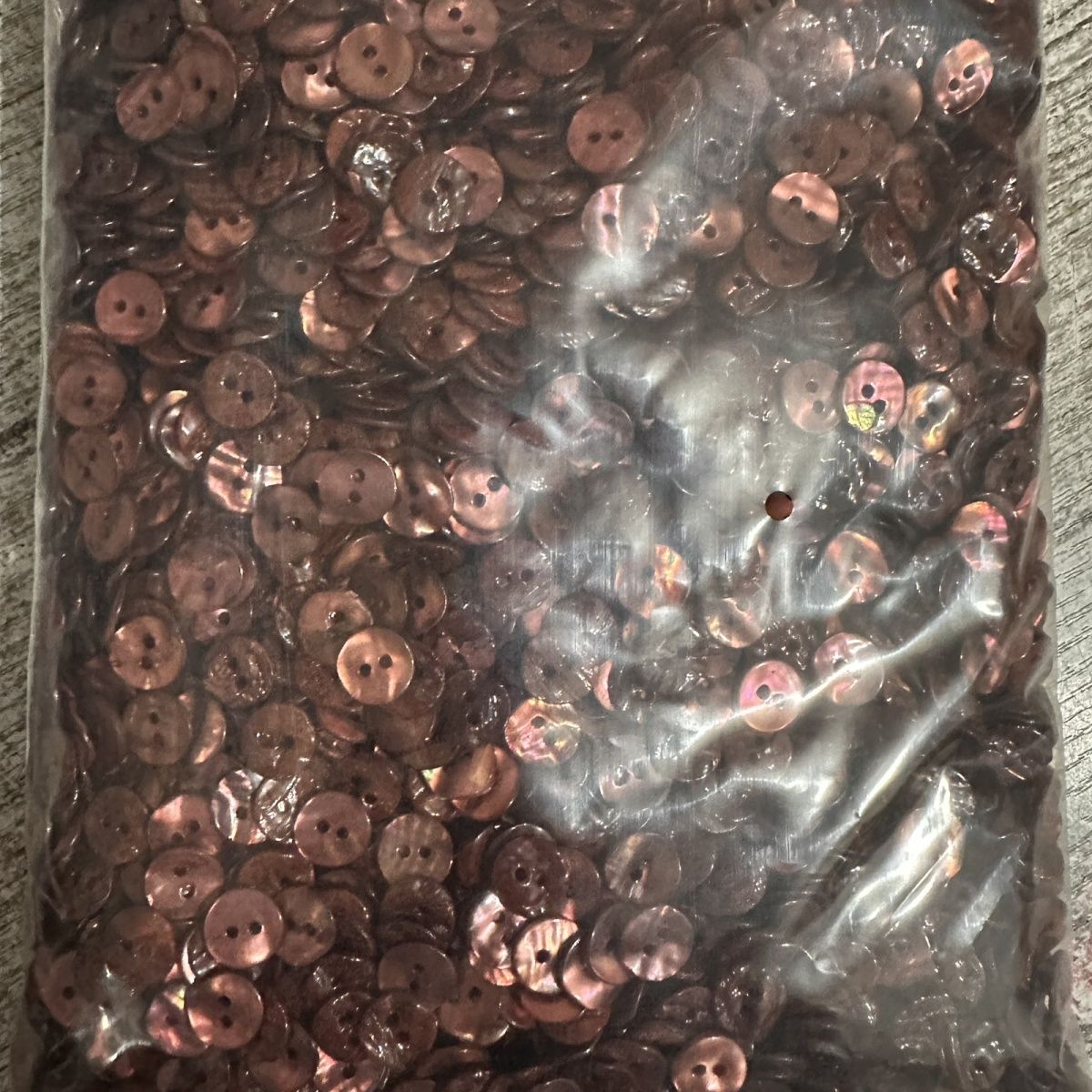 3003 Matériau de coque naturel, coque de couleur primaire, coque teinte par pulvérisation, légers défauts naturels, attention aux erreurs de tir