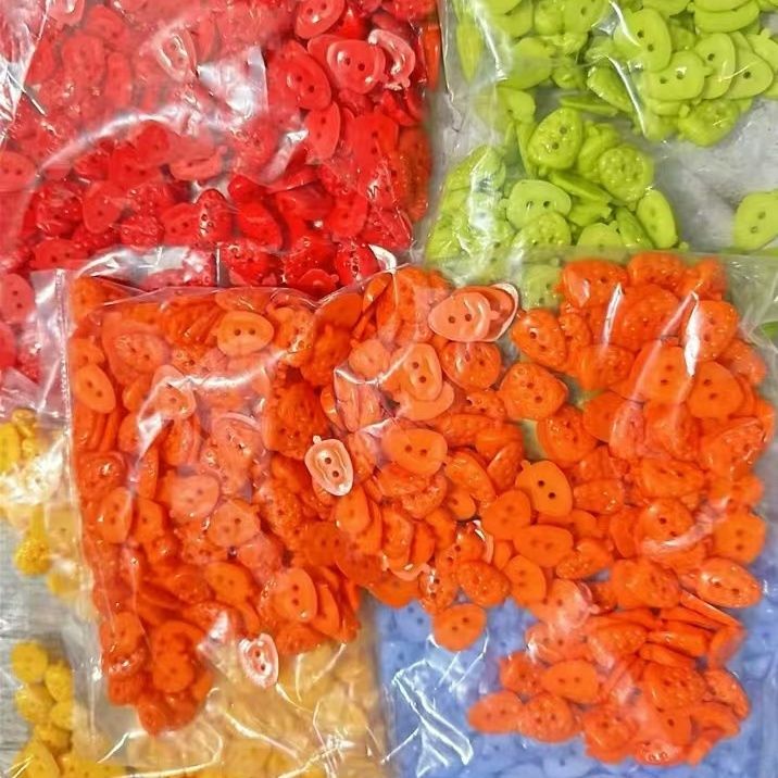 3034  Color children's handmade buttons Button making material Cute plastic kindergarten paste DIY plastic mixed