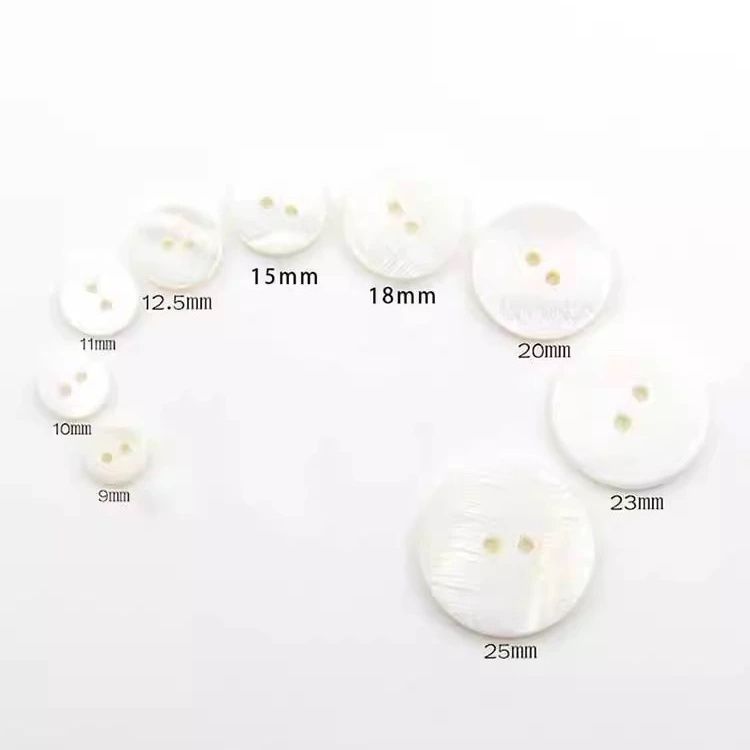 3013  Natural shell shirt suit coat high-end round flat two-eye white button cardigan shirt knitted sweater