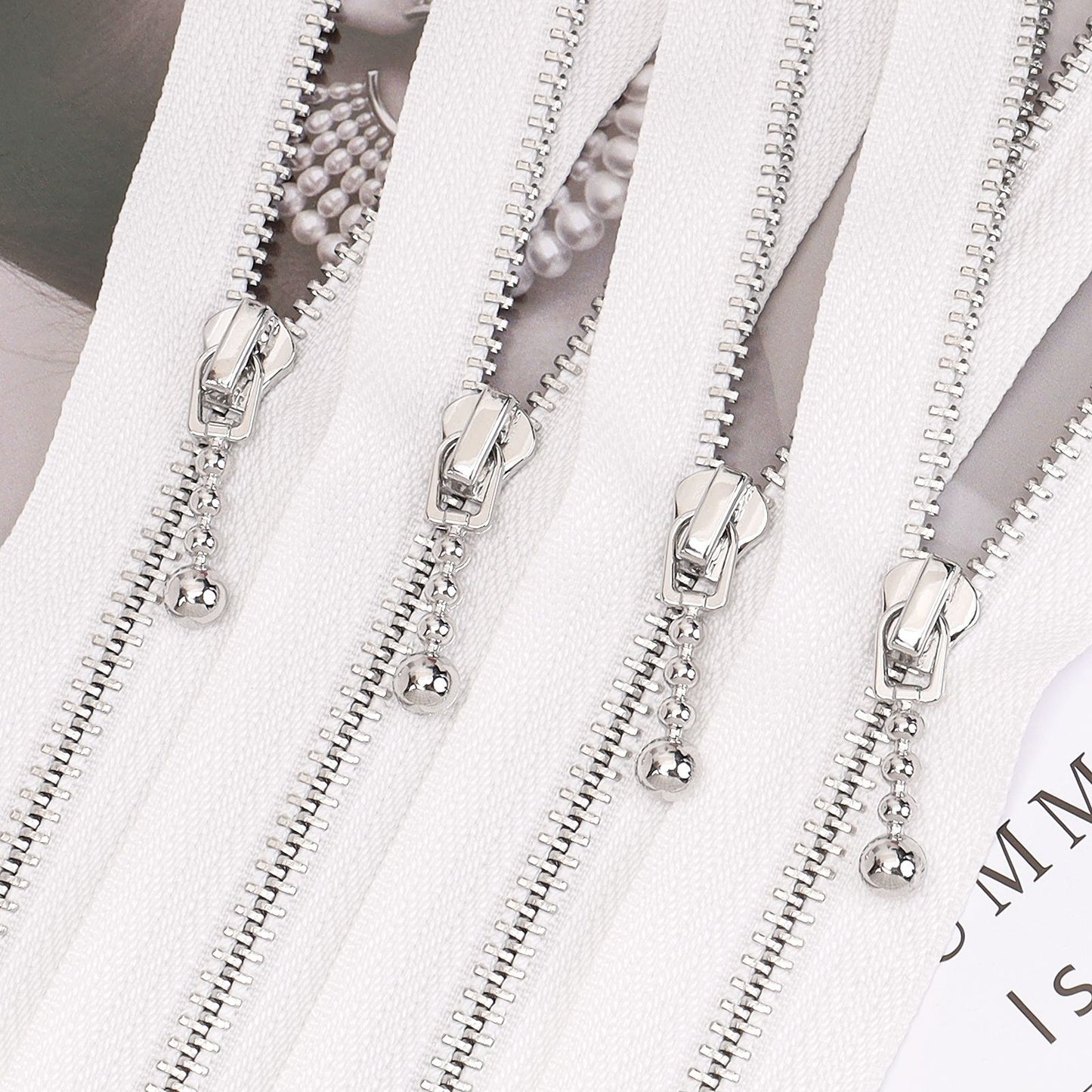 3094  Zipper No. 3 platinum closed tail not tail double small silver circle head double rear size silver circle white cloth silver tooth clothing bag DIY use