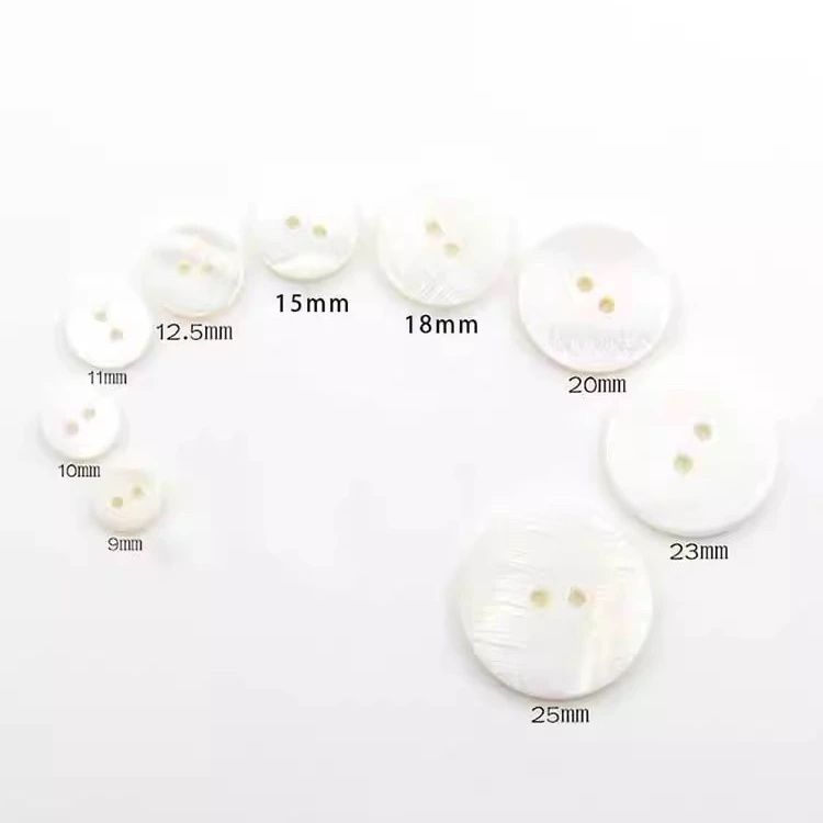 3013  Natural shell shirt suit coat high-end round flat two-eye white button cardigan shirt knitted sweater