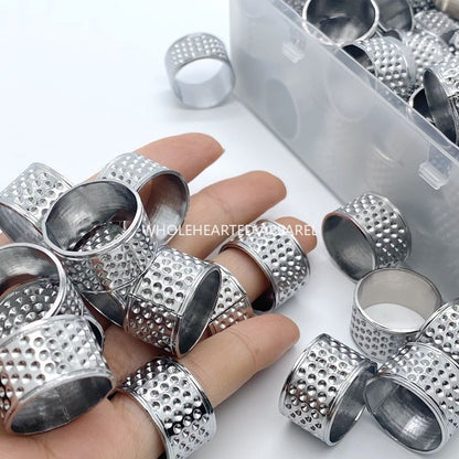 1670★ Dedal engrosado antiguo, dedal de punto de cruz cosido a mano para el hogar, dedal de aro, anillo de costura, anillo protector de dedo de boda★
