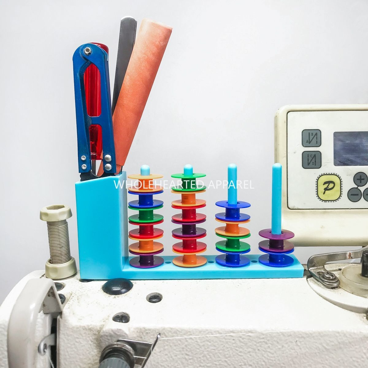 1010★ Support magnétique pour boîtiers de canette de machines à coudre, conçu pour les usines de confection, rangement pratique sans installation ★