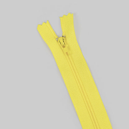 3069  Zipper No. 3 nylon core zipper pants pocket access control placket wholesale Guangdong Guangzhou delivery 18 cm 7 inches