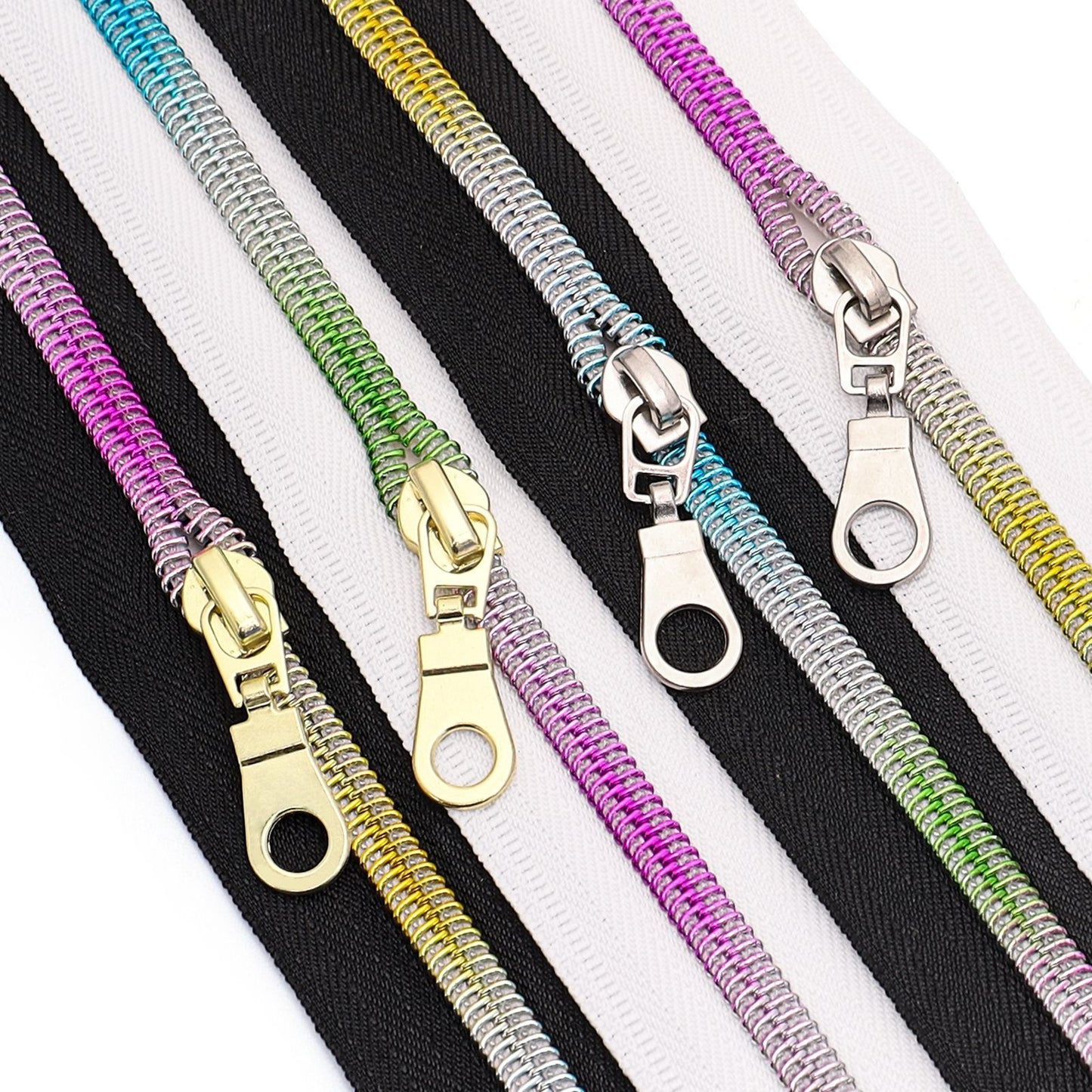 3097  Zipper No. 5 is wearing colorful teeth nylon set, bags and accessories can be used for 4.5 meters + 10 Jitong heads = 1 pack.