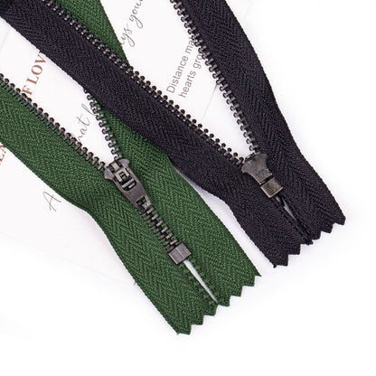 3101  Zipper No. 3 gun color metal closed tail spring head work code gun color tooth black nickel color ribbon lock