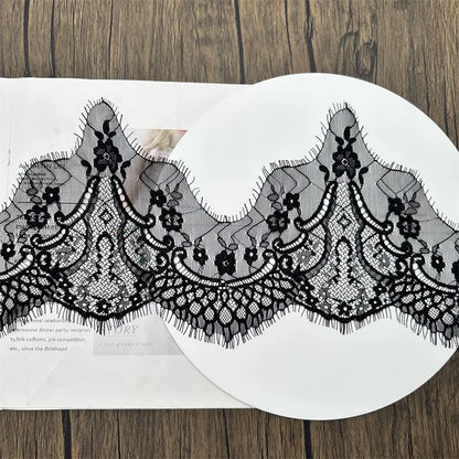 3764 Ancho 20cm Pestañas irregulares Encaje DIY Cortina Ropa Falda Velo de boda Accesorios de empalme