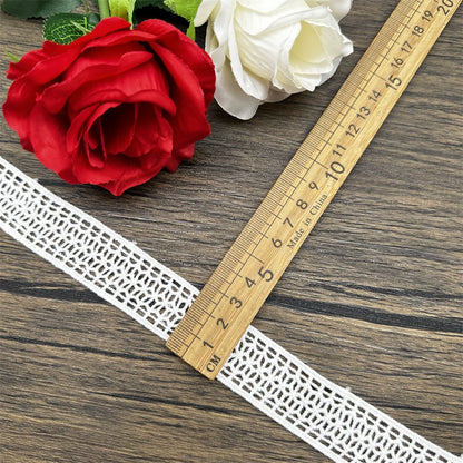 3831 Encaje de algodón puro soluble en agua blanco, bordado, falda de cortina, ropa de muñeca, textiles para el hogar, accesorios de tela decorativos