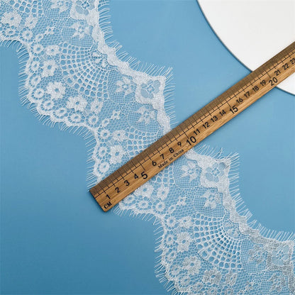 3765 Modelo de gran venta de 10 cm de ancho, accesorios de encaje para pestañas en blanco y negro, cortinas hechas a mano DIY, ropa, superficie de encaje decorativo