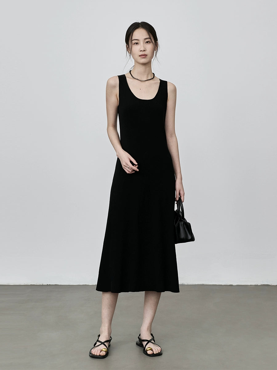 Vestido tipo chaleco sin mangas con escote en U negro de CAREMIND Vestido de tencel con parte inferior entallada y caída mediana 