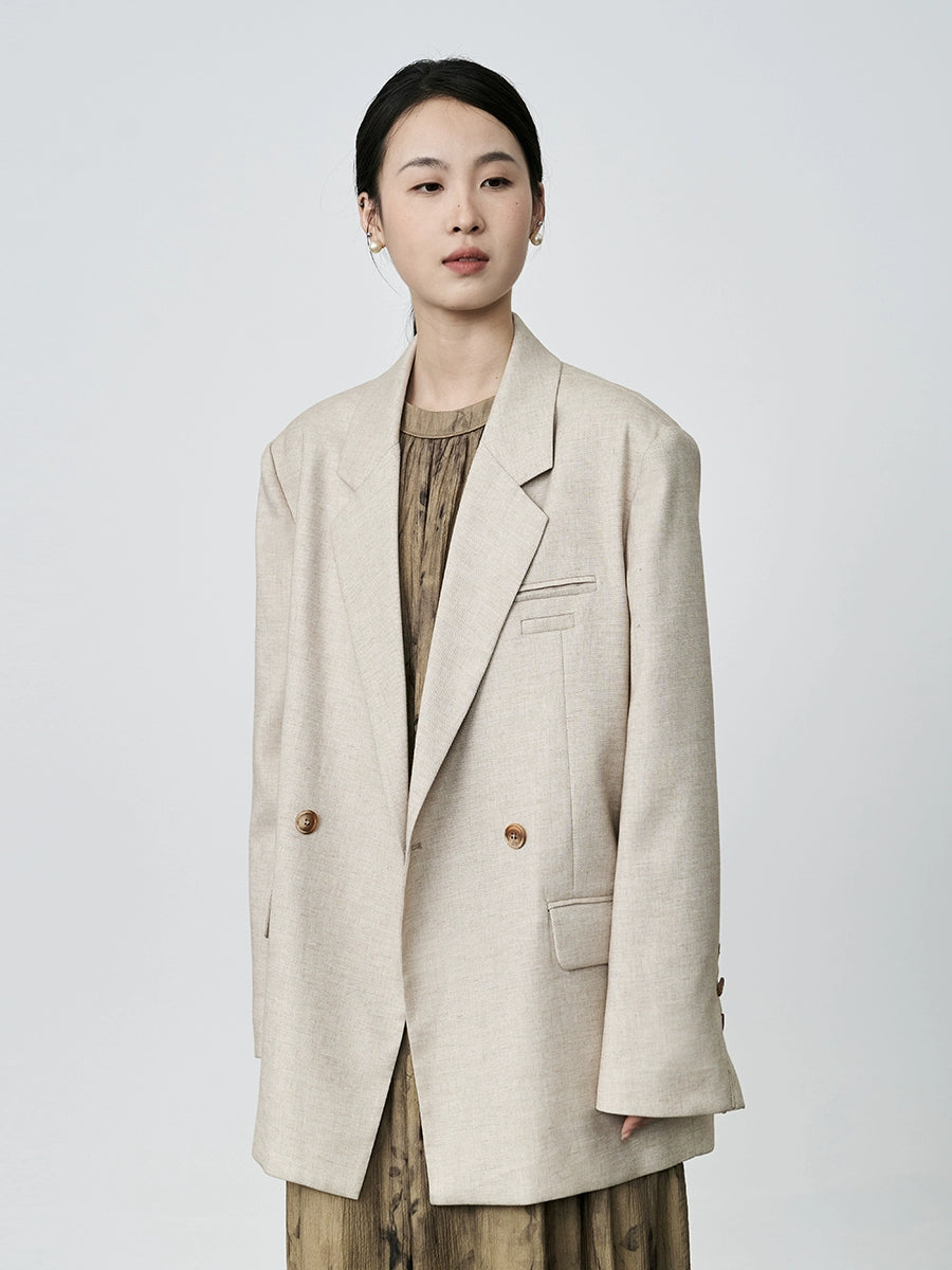 [Nuevo producto] Chaqueta de mujer con silueta de hombros anchos en color albaricoque de CAREMIND, diseño de alta gama, traje de nicho superior 