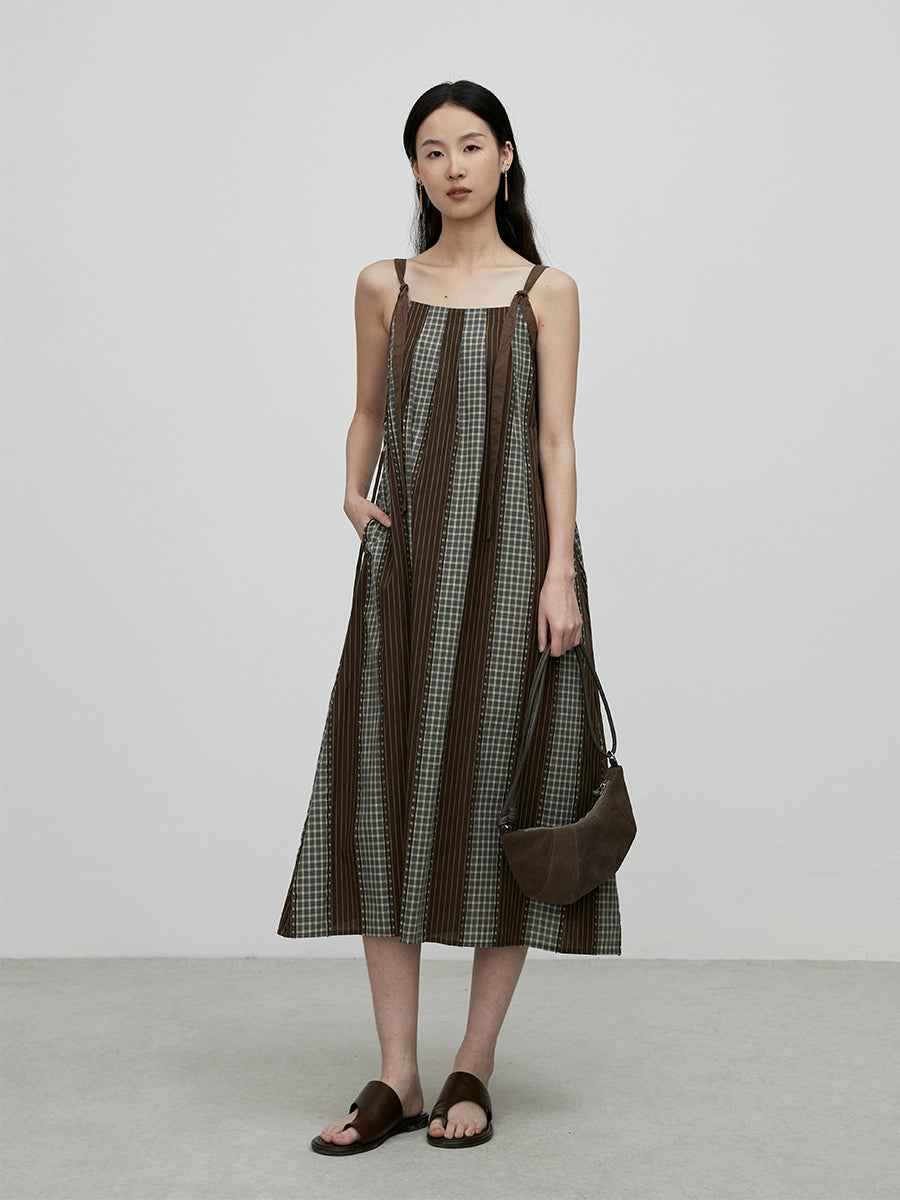 [Sunset Forest] CAREMIND personalized splicing plaid suspender dress Hong Kong style chic medium and long dress children