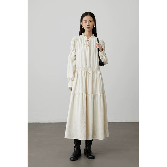 [St. Petersburg] CAREMIND beige and elegant long-sleeved dress with wooden ear edge v-neck autumn and winter versatile long dress