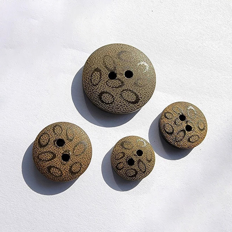 3340★  Vintage brown laser round wooden button sweater buttons shirt buttons two-hole wooden clothes buttons