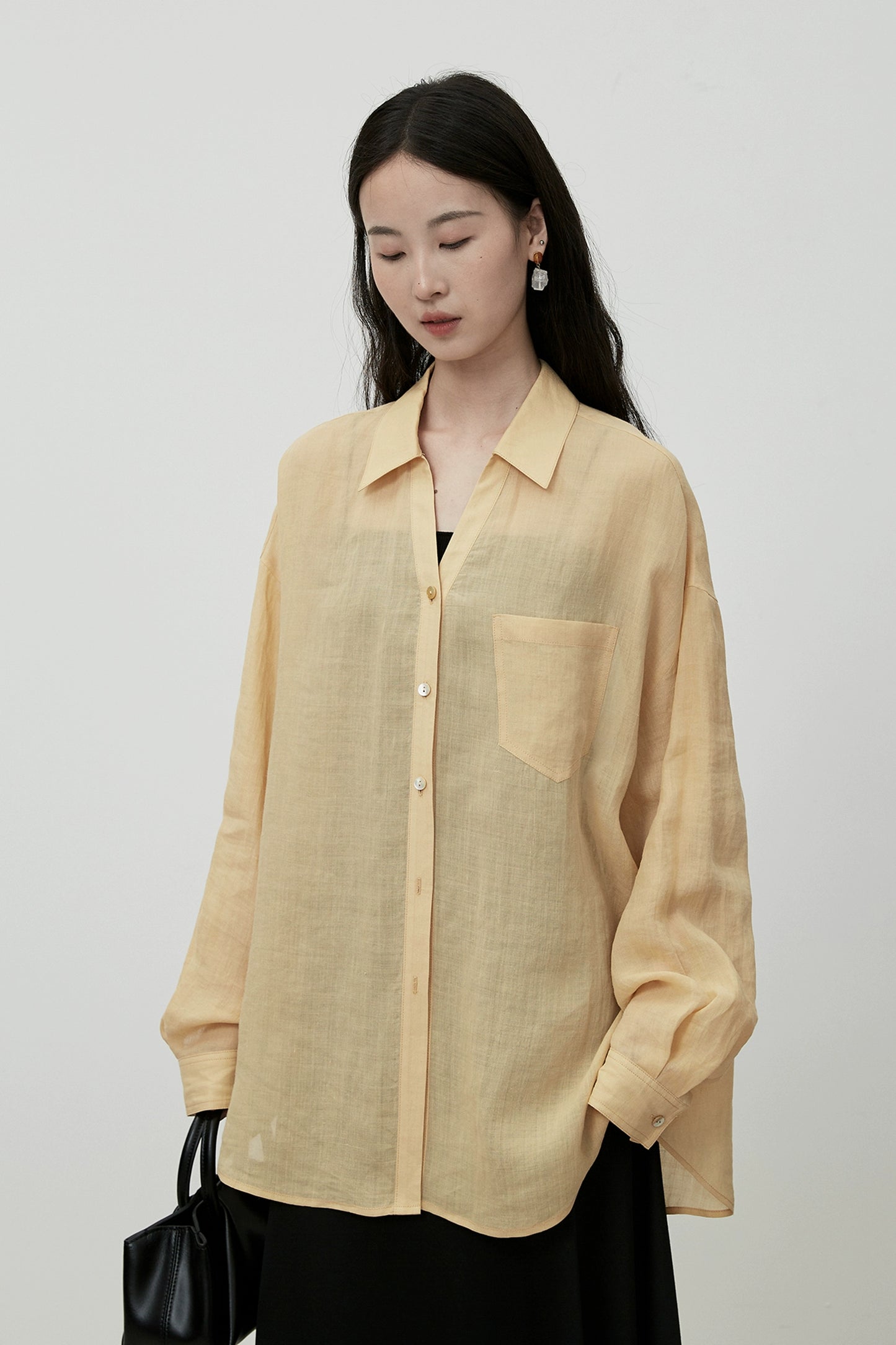 Camisa fina con protector solar de verano CAREMIND Camisa exterior de manga larga amarilla elegante y fresca de Ramie 